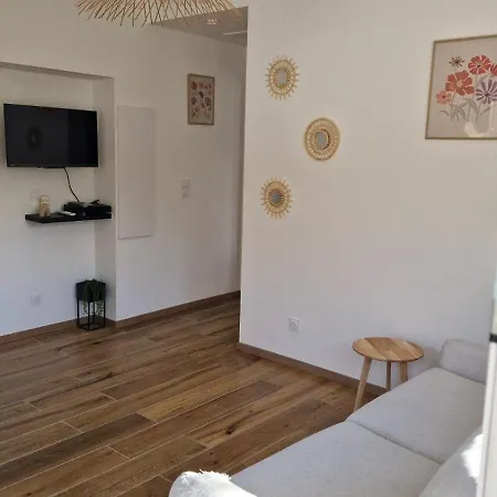 Au Bord De La Riviere Apartment Digne-les-Bains Exterior photo