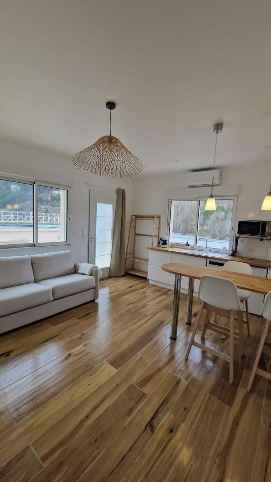 Au Bord De La Riviere Apartment Digne-les-Bains