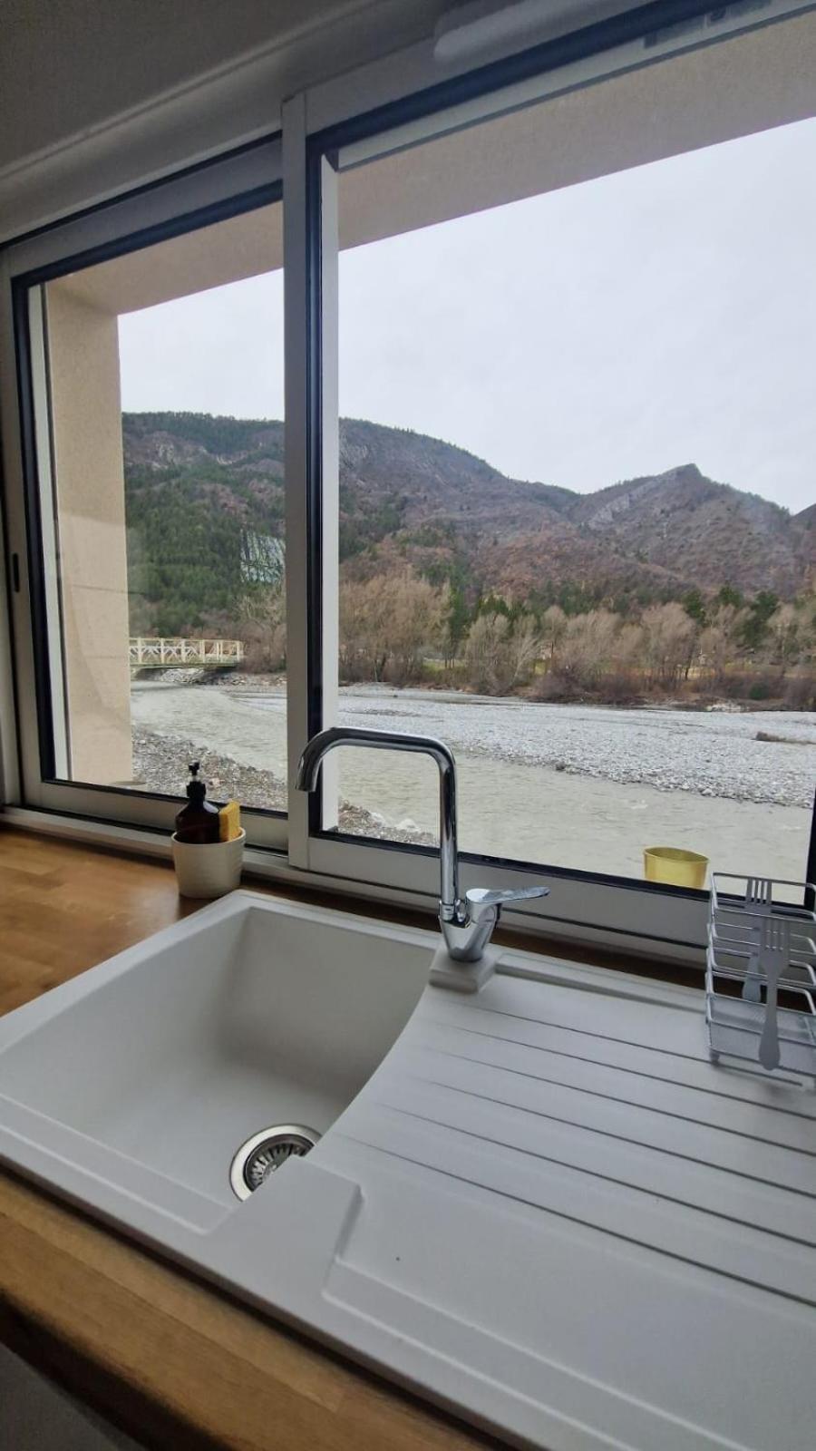 Apartment Au Bord De La Riviere
