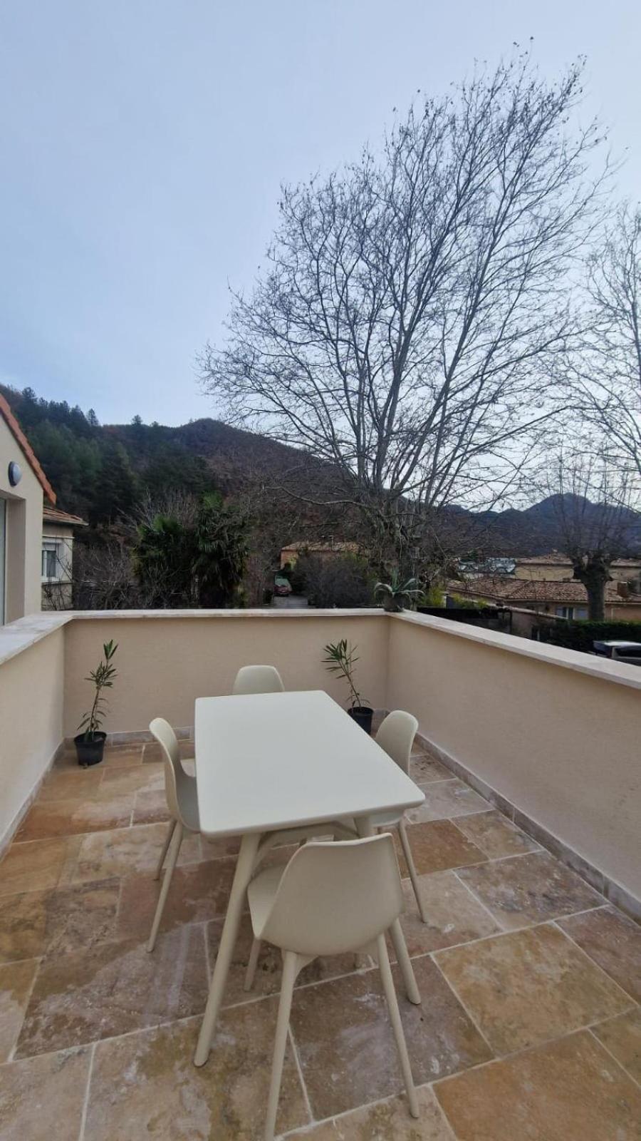 Apartment Au Bord De La Riviere